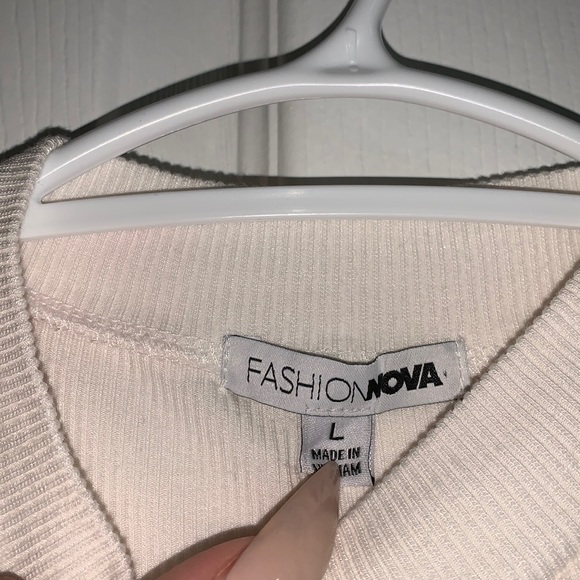 Mock neck tank with button detail. - Picture 2 of 2